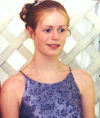 hollie.jpg (33657 bytes)